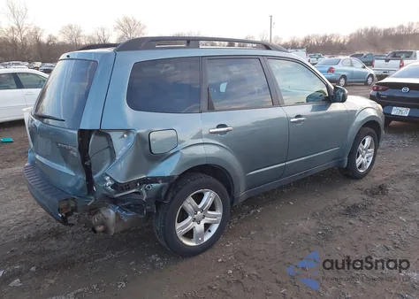 2010 Subaru Forester 2.5X Premium from USA, damaged, VIN JF2SH6CC3AH740088